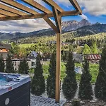 Tatrytop Miskowa Ostoja Wellness Chalet * Koscielisko