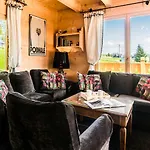 Chalet Tatrytop Miskowa Ostoja Wellness Chalet *