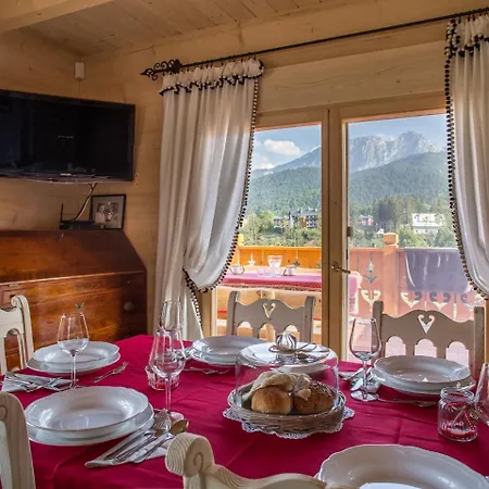 Tatrytop Miskowa Ostoja Wellness Chalet Σαλέ *